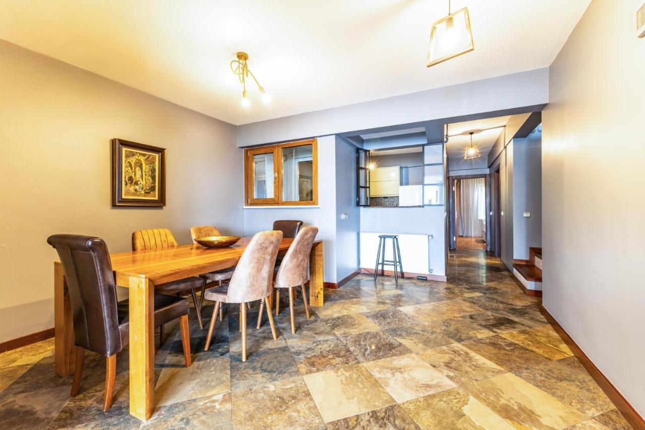 Duplex Flat W Panoramic Bosphorus View And Terrace Apartamento Istambul Exterior foto