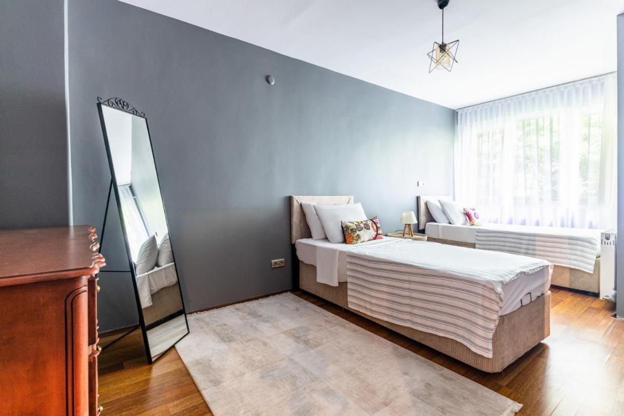 Duplex Flat W Panoramic Bosphorus View And Terrace Apartamento Istambul Exterior foto