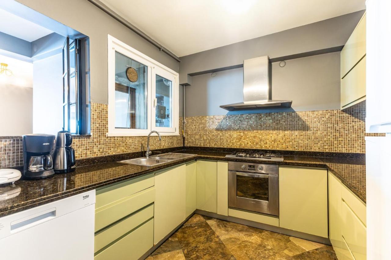 Duplex Flat W Panoramic Bosphorus View And Terrace Apartamento Istambul Exterior foto